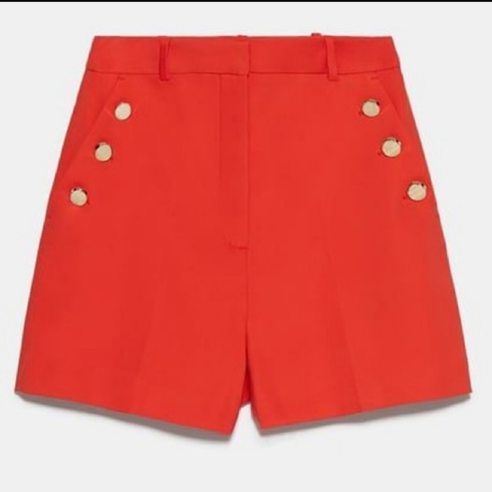NWOT Zara shorts with gold buttons - Picture 2 of 6